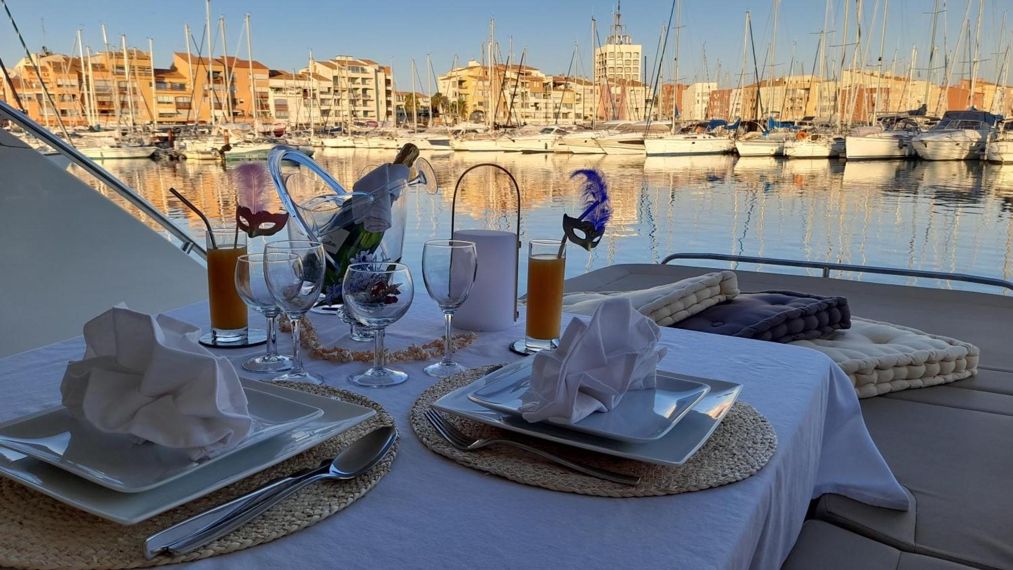 Hotel Cap Saint Martin Marina à Agde Extérieur photo