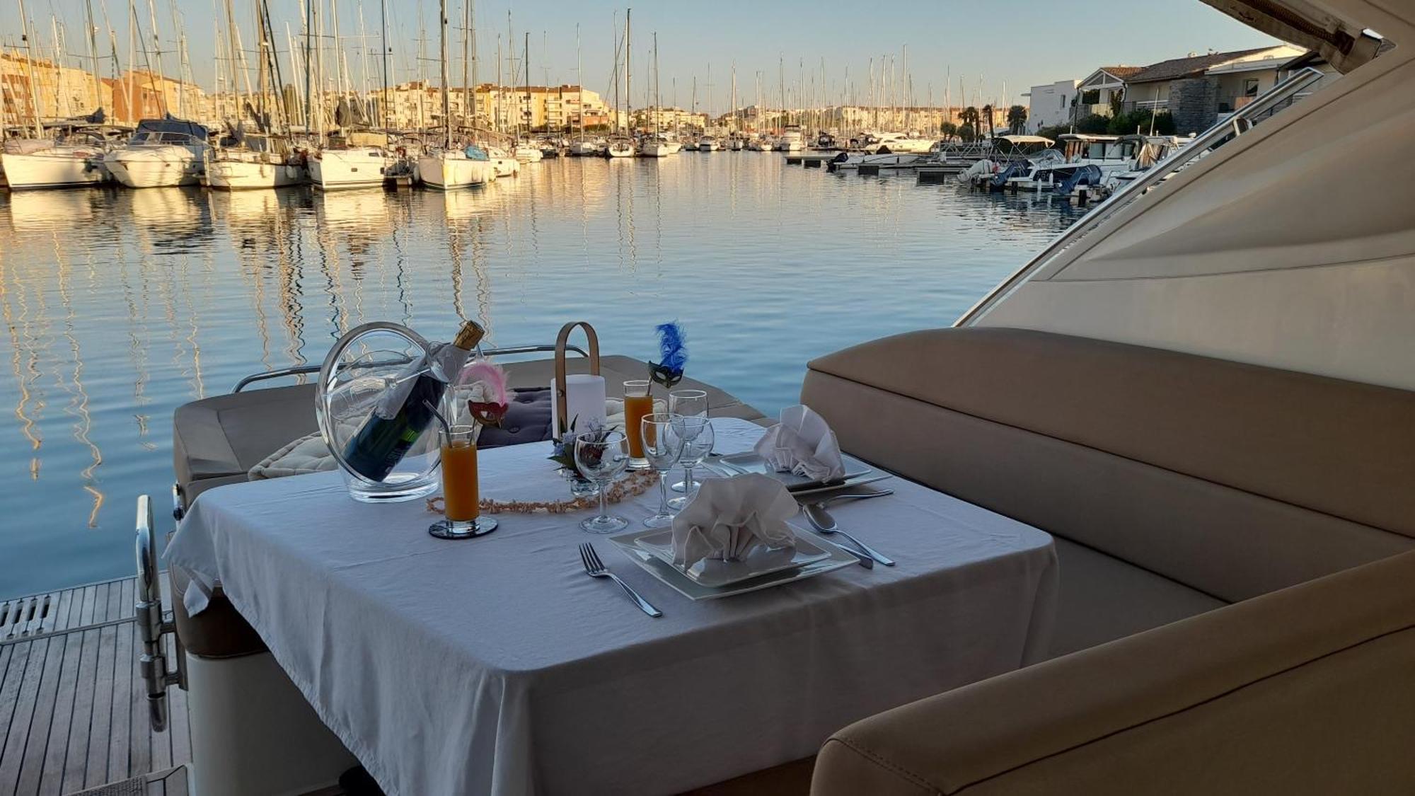 Hotel Cap Saint Martin Marina à Agde Extérieur photo